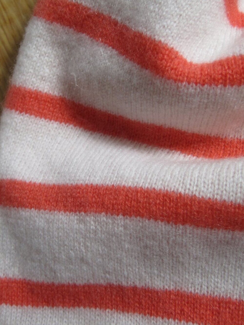 Joie Coral Pink Striped Pullover Sweater Size M 100% Cashmere Crew Neck Boxy - Picture 9 of 12